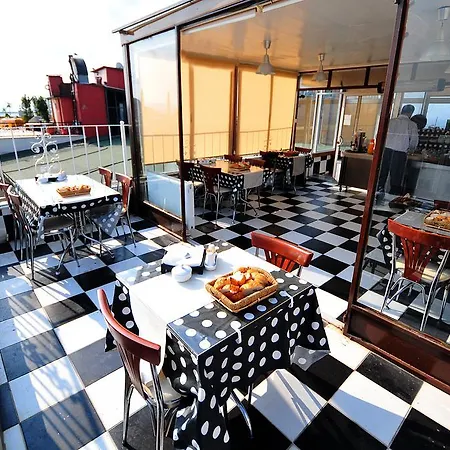 Hotel Sevila 3*