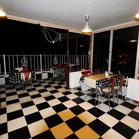 Sevila 3*